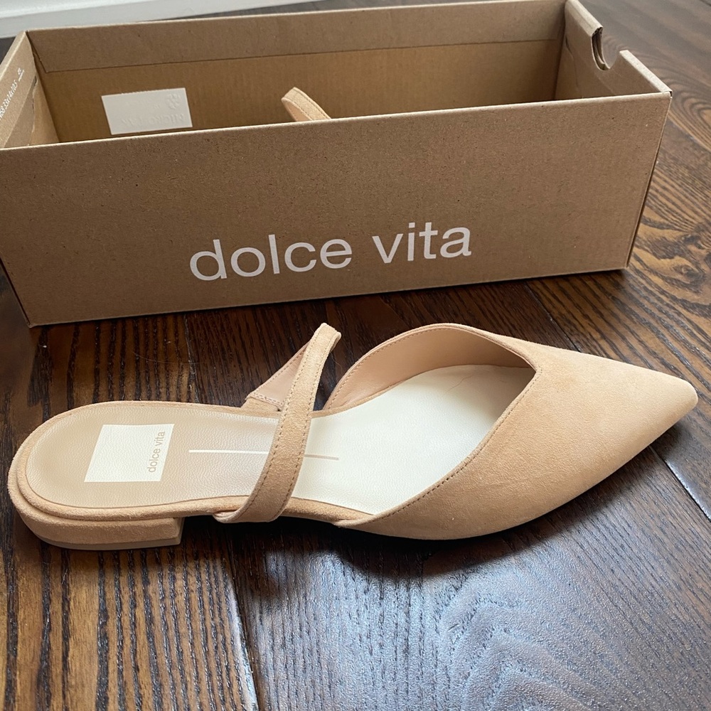 Dolce Vita Kanika Wide Flats Tan Suede